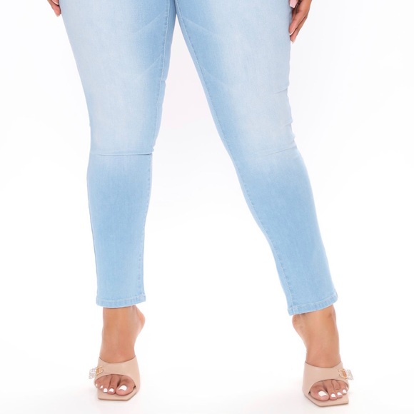 Butt Lifting Skinny Jeans ❤️❤️❤️ - Picture 9 of 11